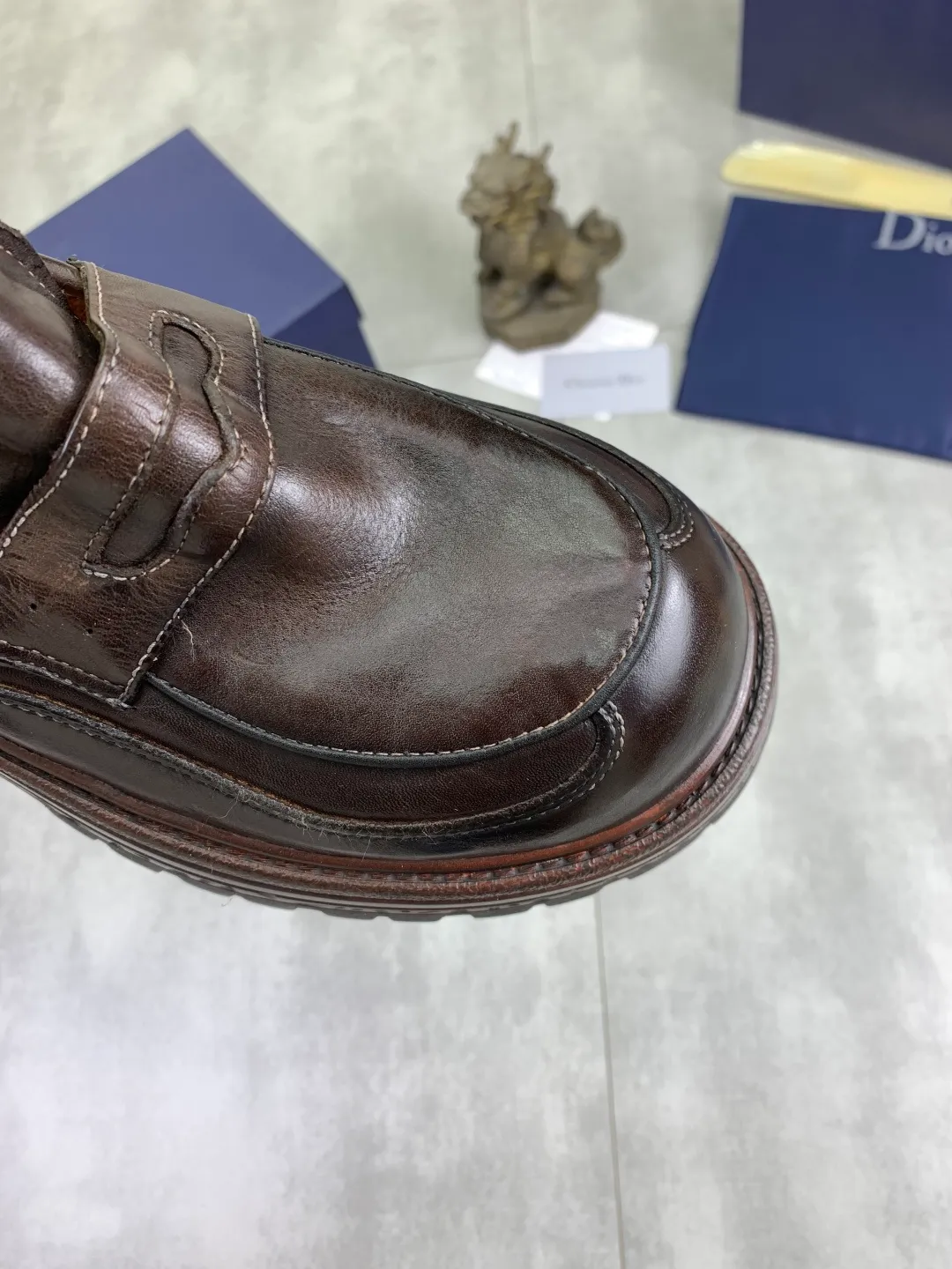 Men's shoes P520 💰【New style】Water-dyed cow lining Original order quality Dior —🆘.Dior Original order purchase, high-end leather shoes, fabric: Made of Italian imported color rubbed wrinkled cowhide➕Water-dyed cow lining/cowhide lining➕Specially available original combination outsole, fine workmanship, real shot🎬Size: 38-45 (with full set of packaging) Color: 3️⃣ colors available